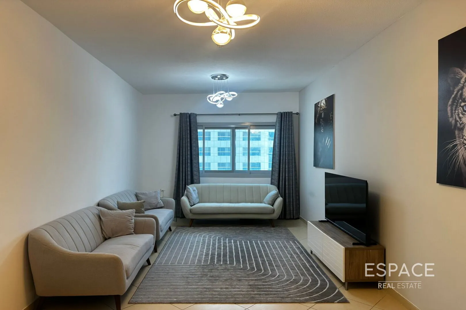 single static gallery