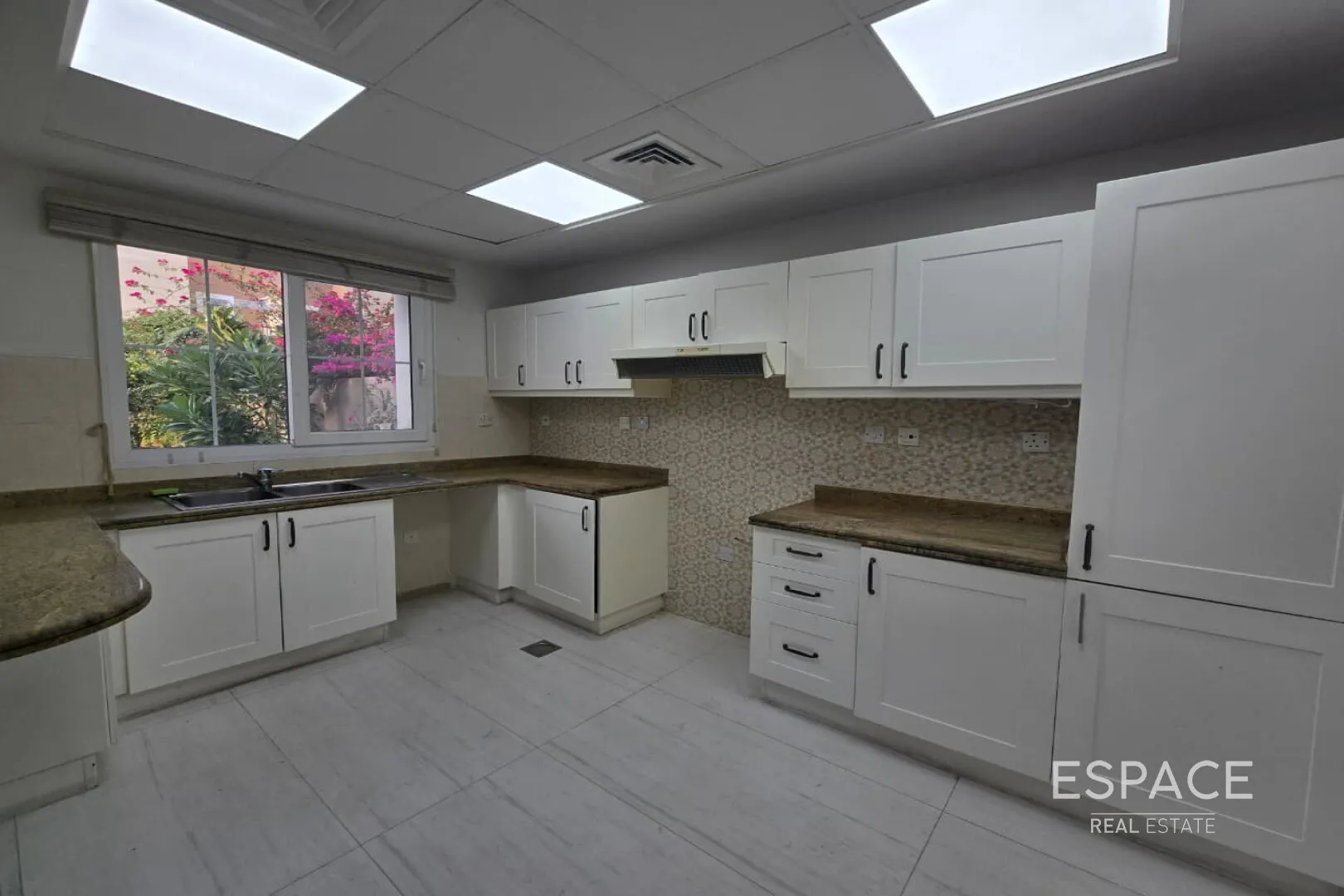 single static gallery