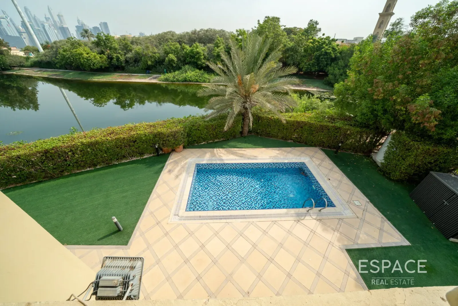 PropertiesGalleryCamera
