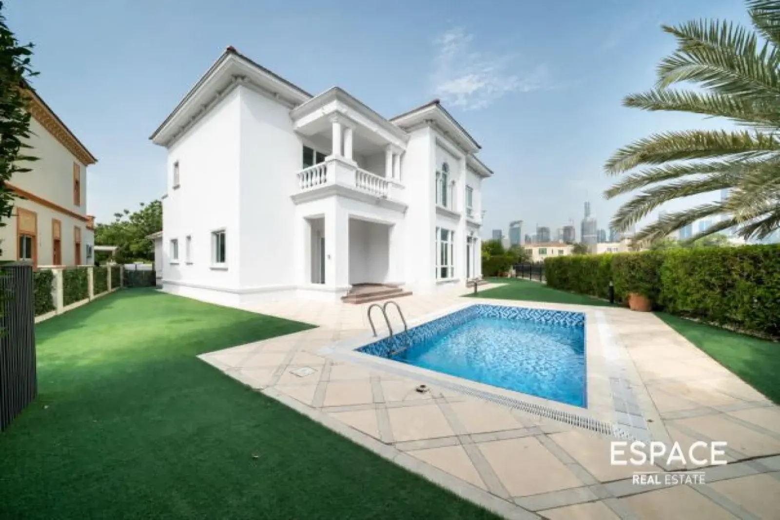 PropertiesGalleryCamera