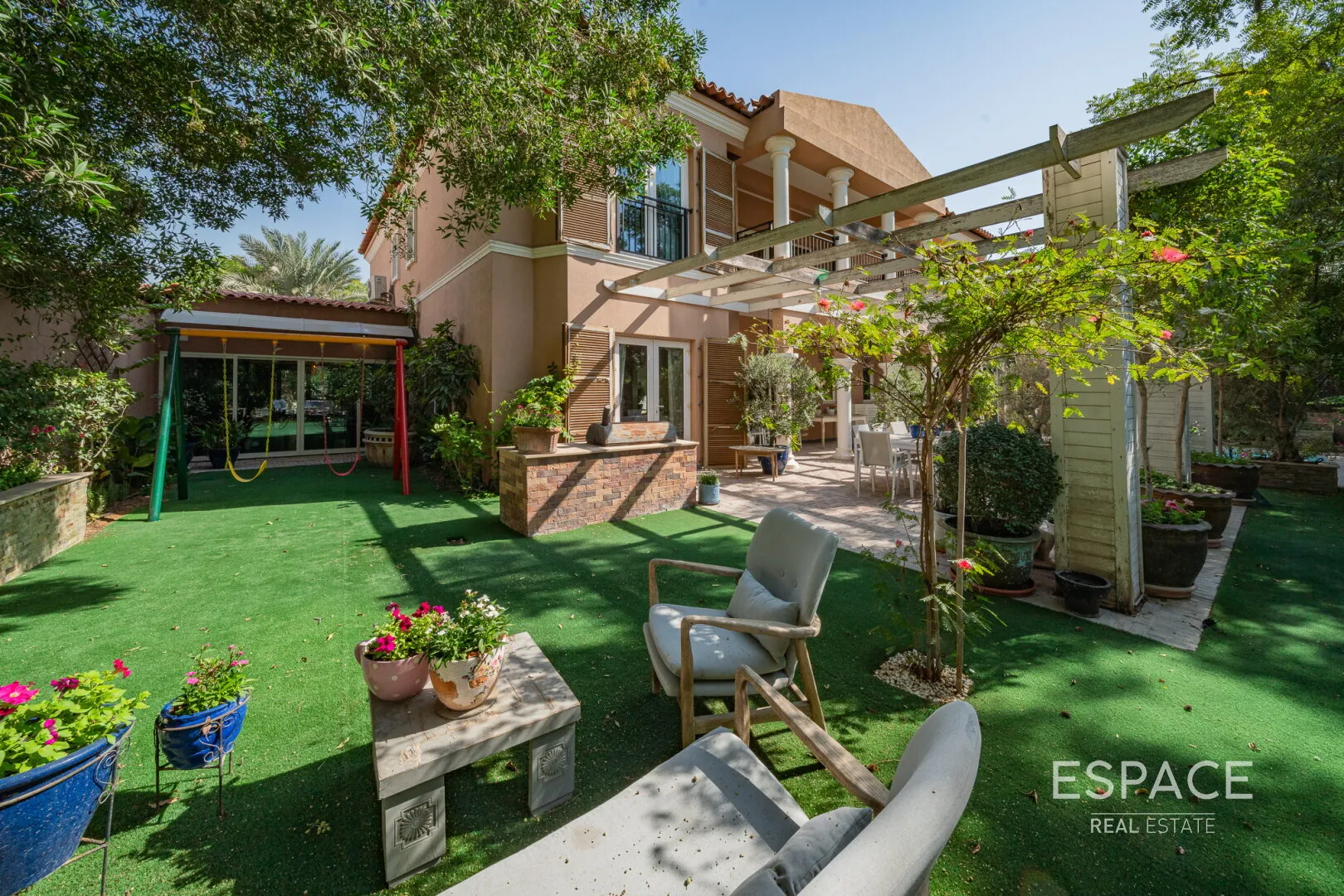 single static gallery