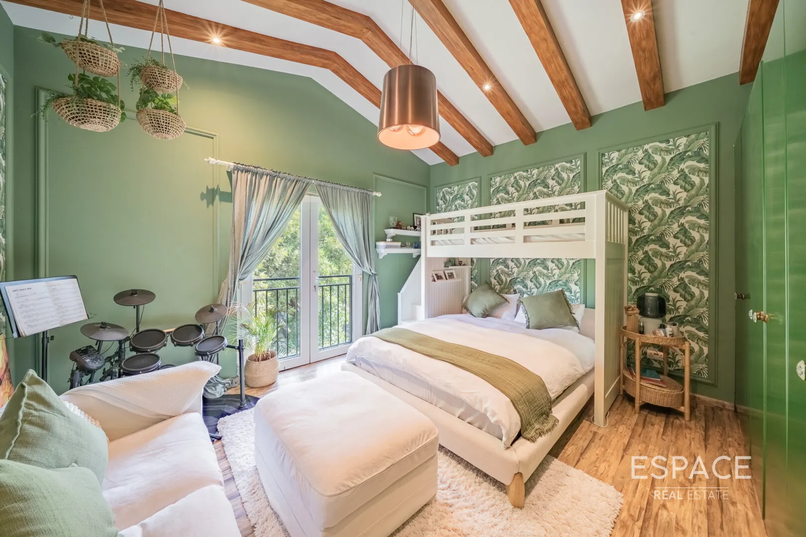 PropertiesGalleryCamera