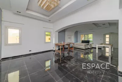 Meadows 9, Meadows, Dubai - Espace