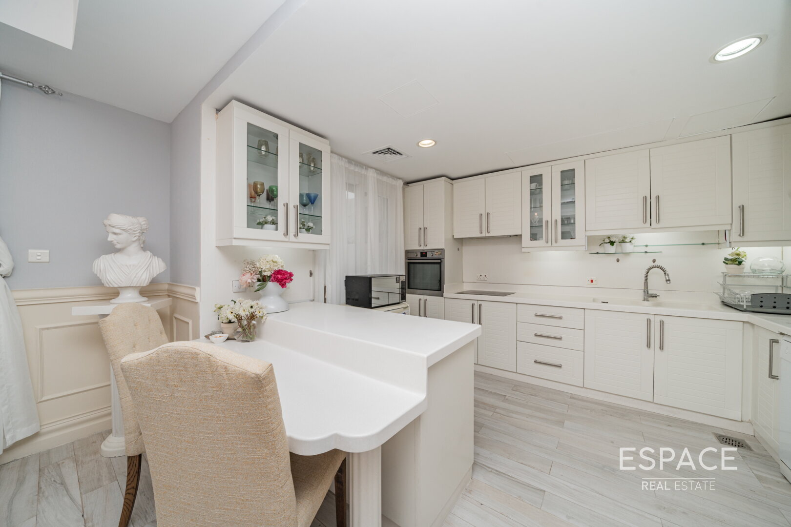 single static gallery