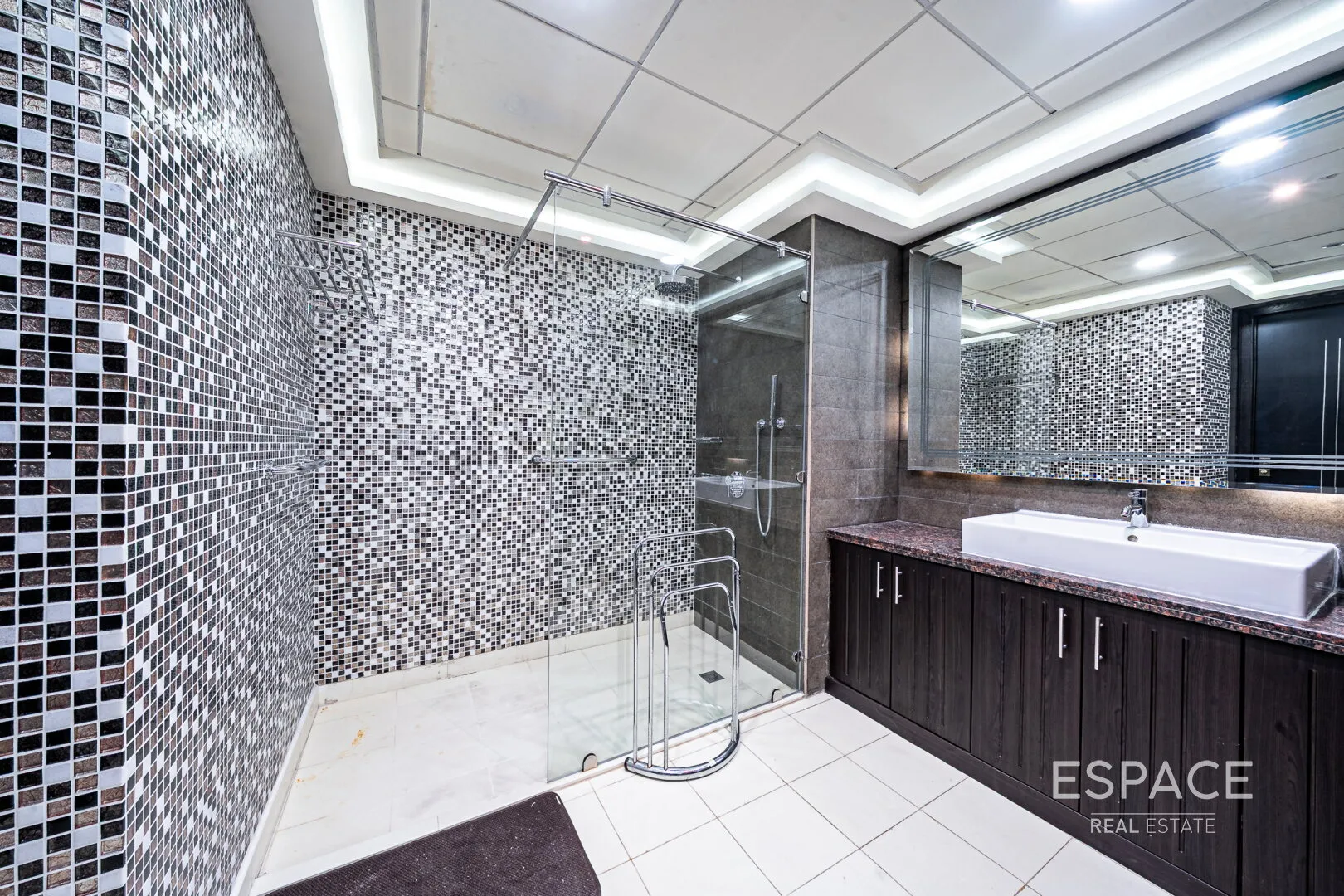 single static gallery