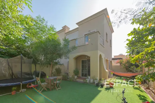Springs 11, Springs, Dubai - Espace