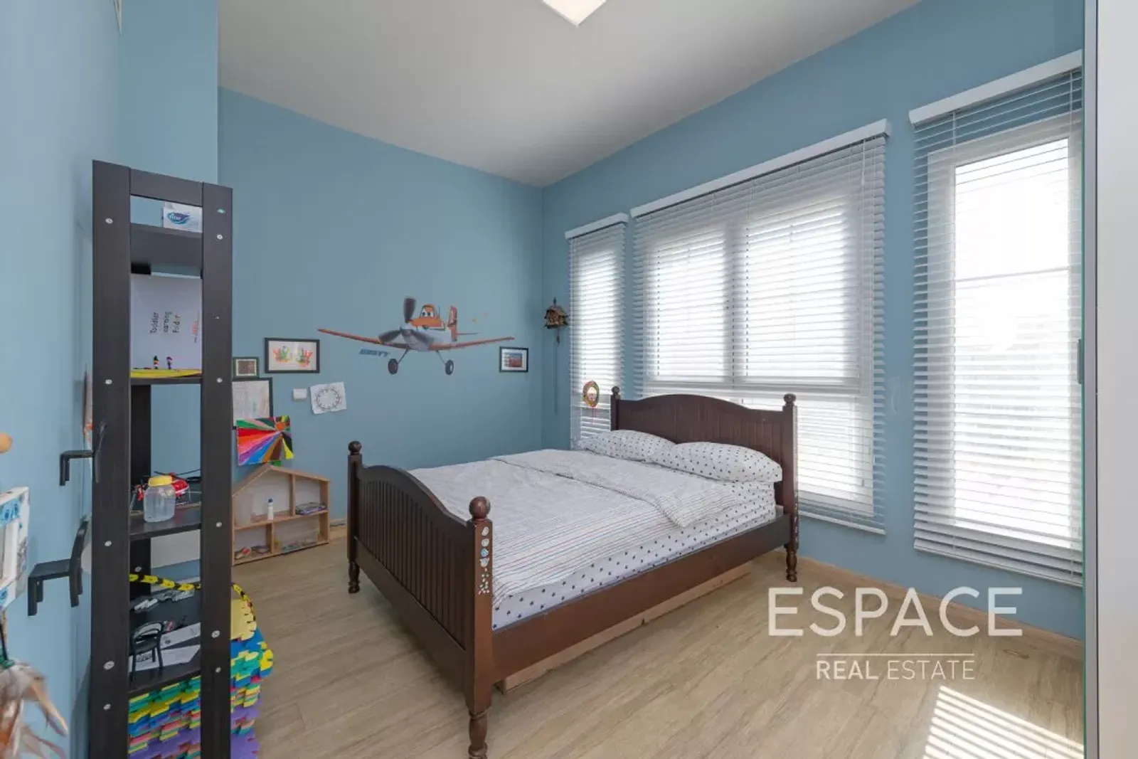 PropertiesGalleryCamera