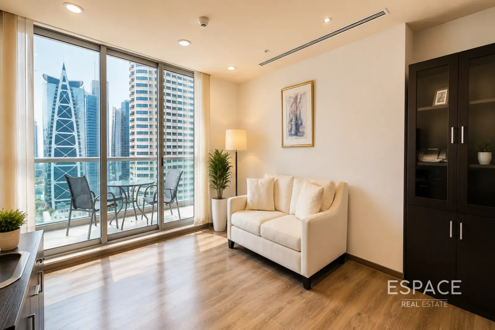PropertiesGalleryCamera