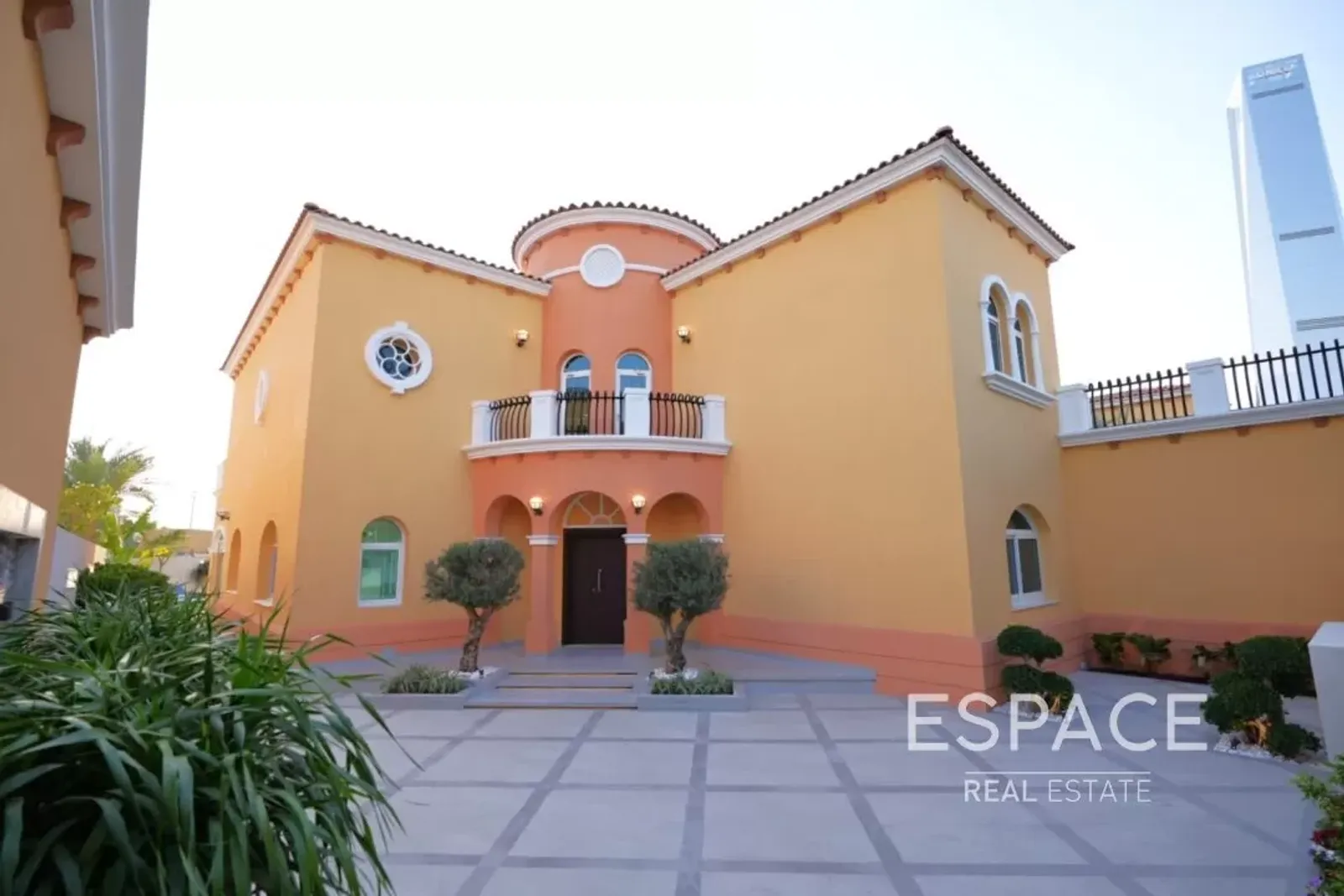 PropertiesGalleryCamera
