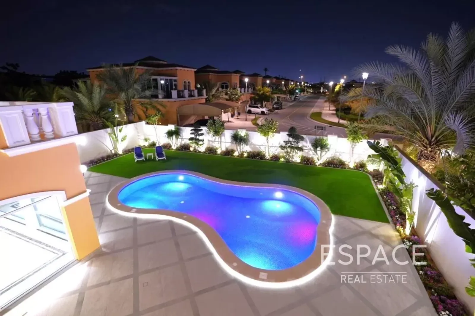 PropertiesGalleryCamera