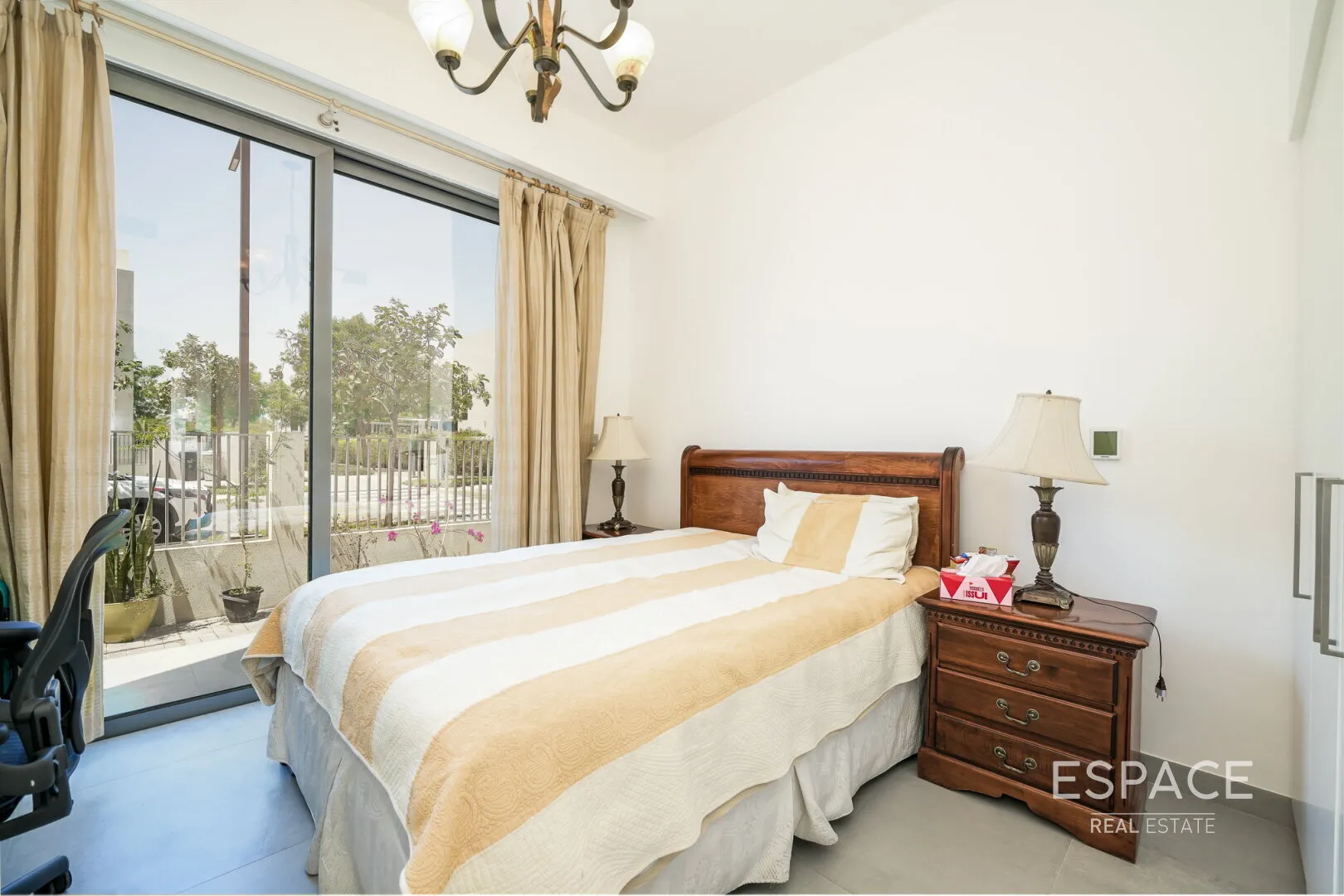 PropertiesGalleryCamera