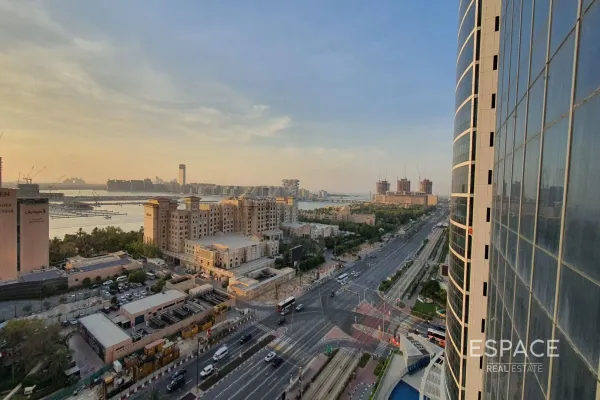 Ocean Heights, Dubai Marina, Dubai - Espace
