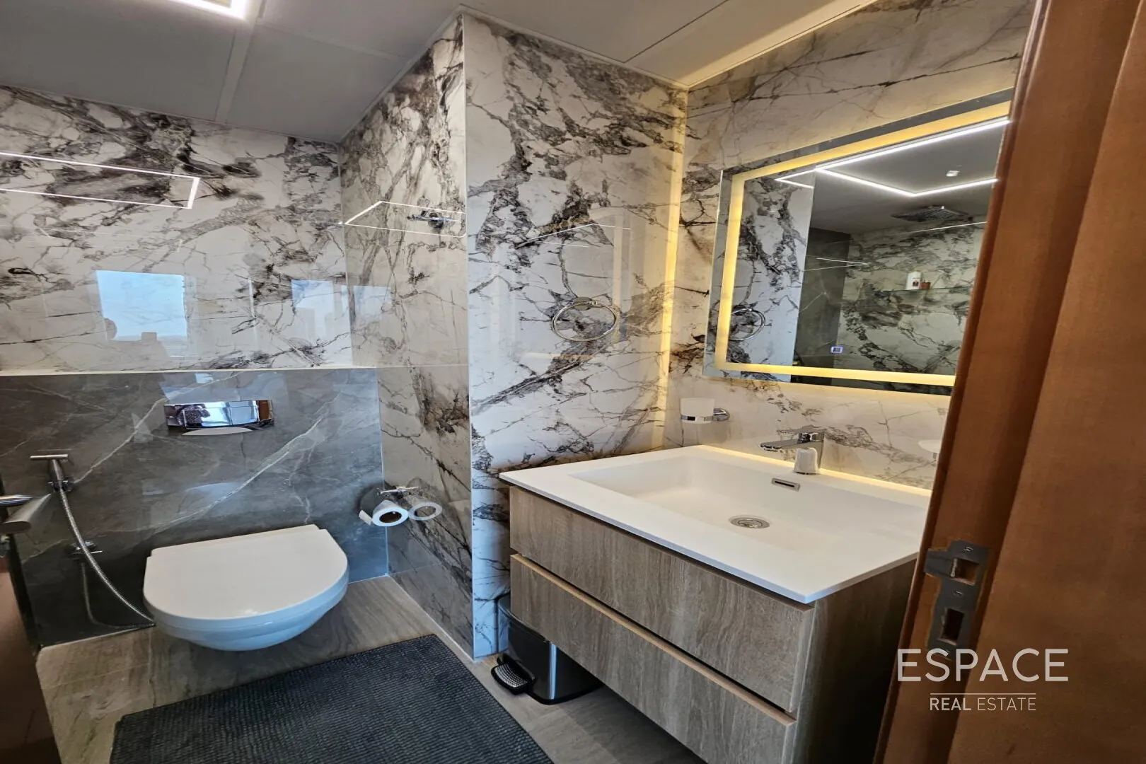 single static gallery