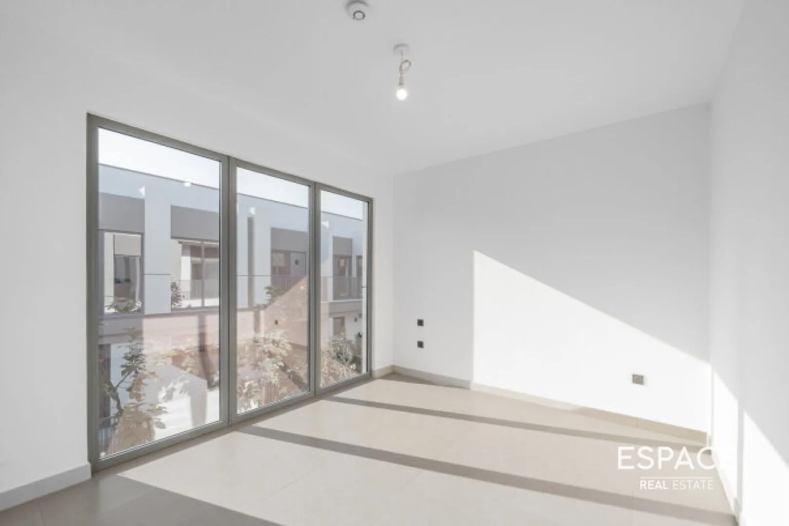 single static gallery