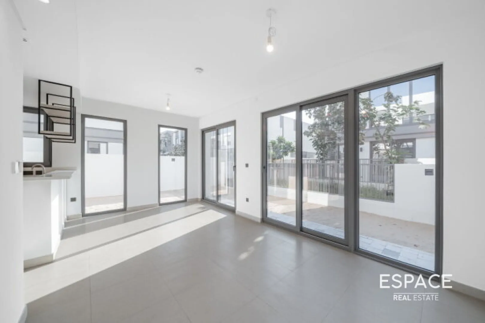 single static gallery