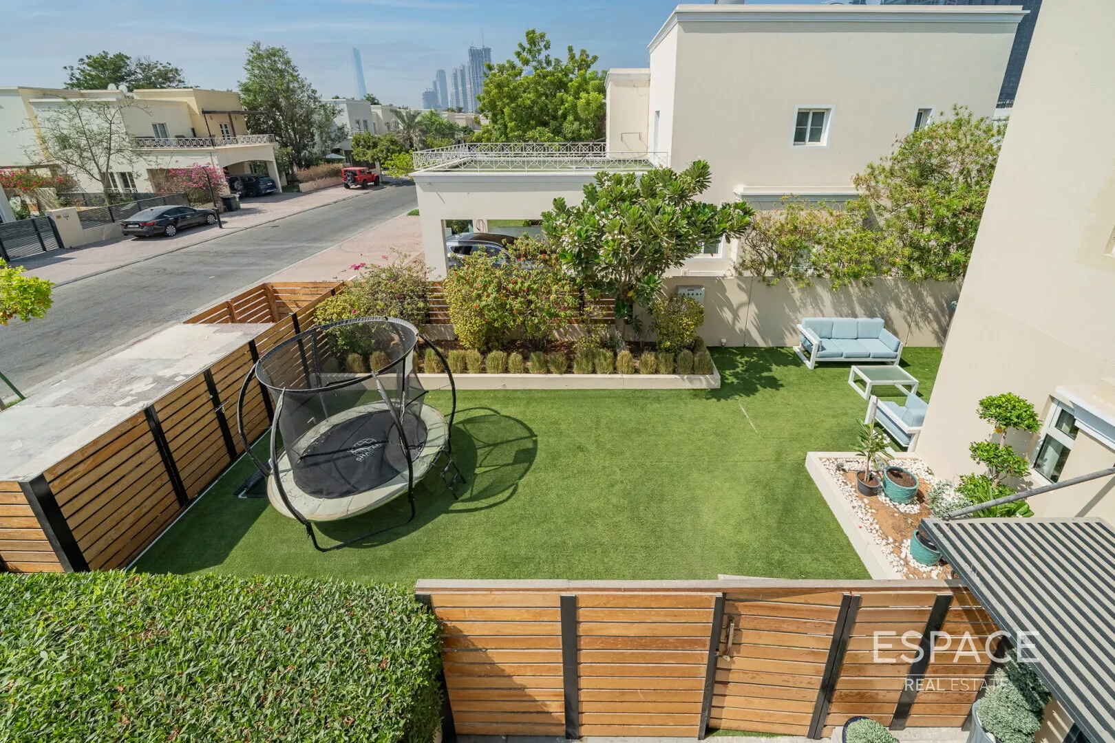 PropertiesGalleryCamera