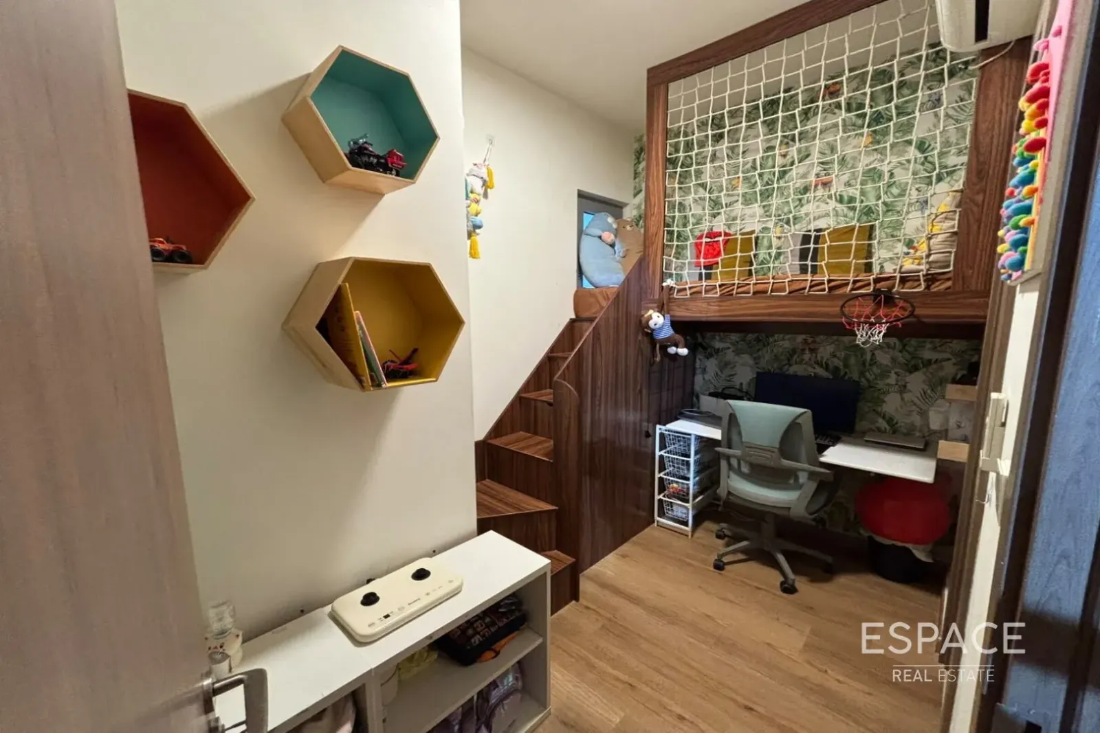 PropertiesGalleryCamera