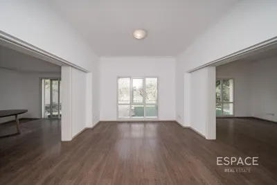 Meadows 4, Meadows, Dubai - Espace