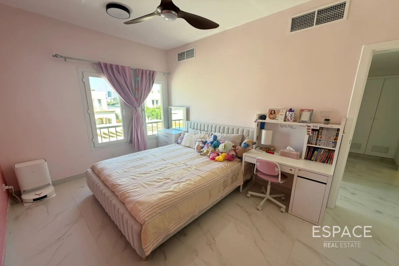 PropertiesGalleryCamera