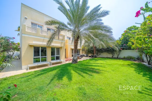 Meadows 2, Meadows, Dubai - Espace