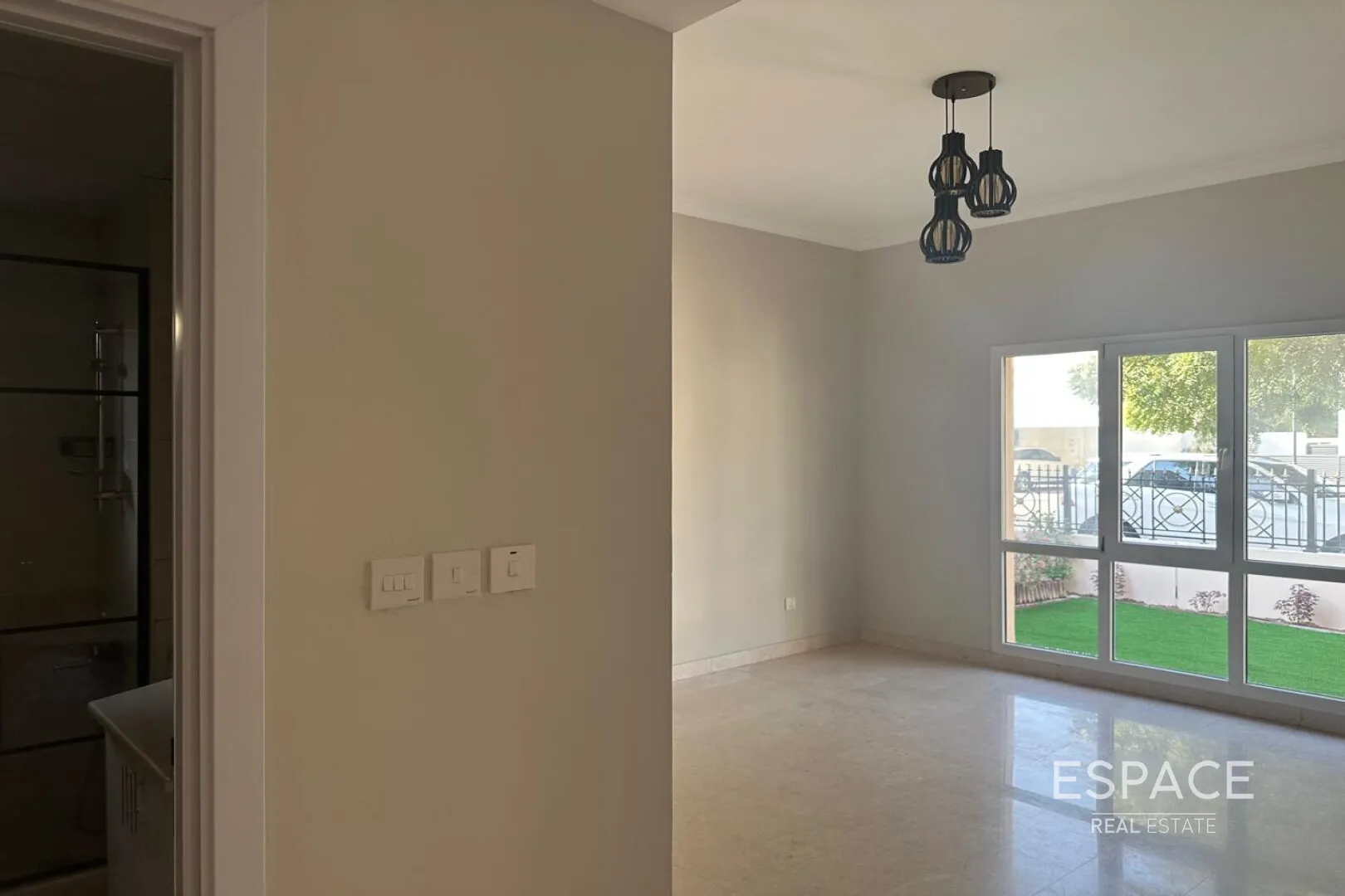 single static gallery