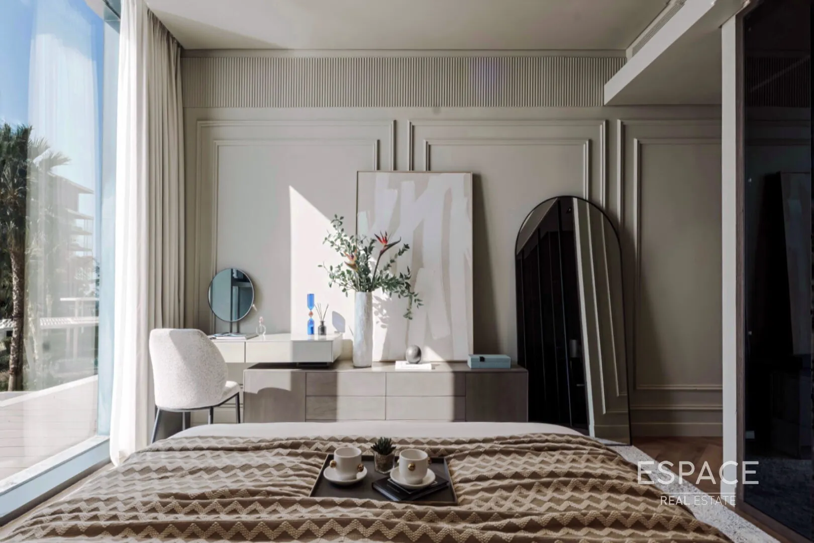 single static gallery