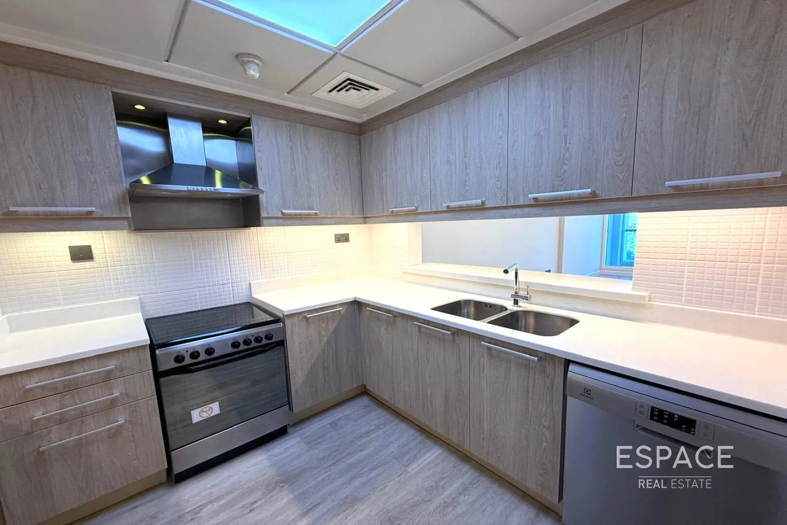 single static gallery