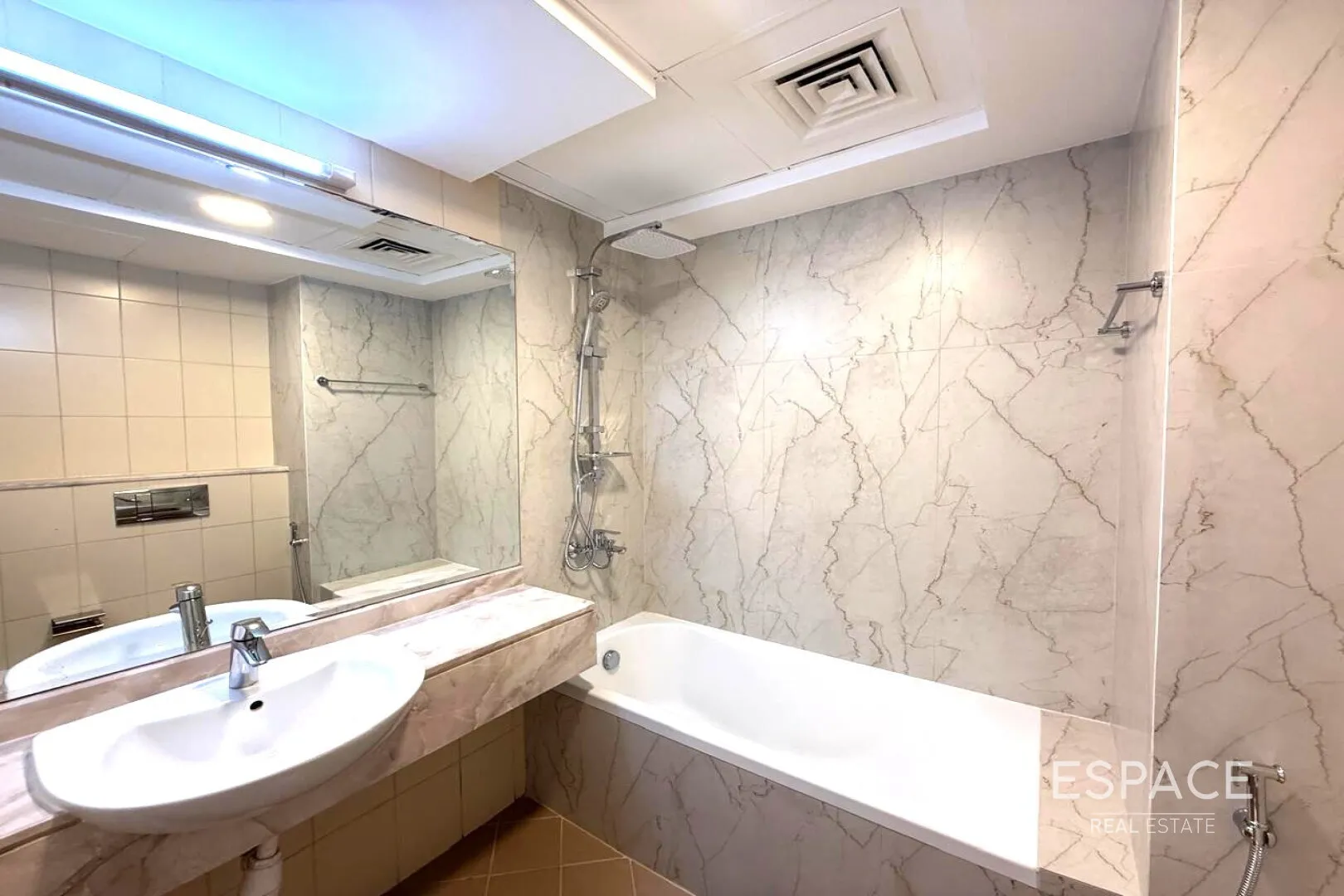 single static gallery