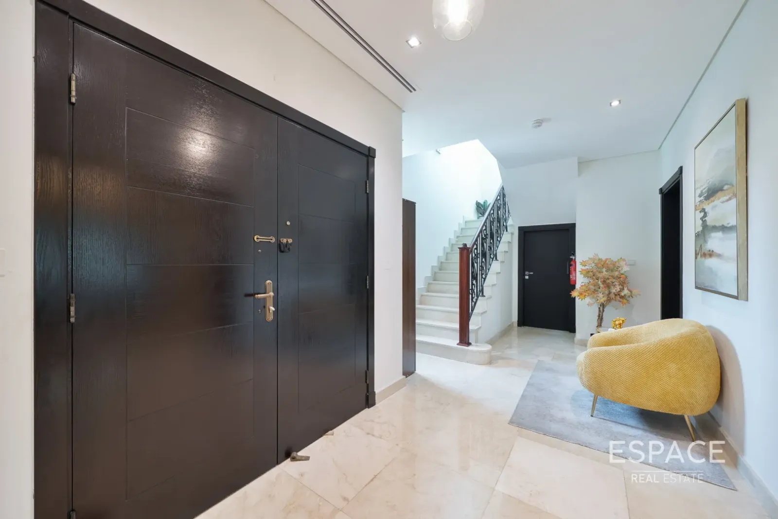 PropertiesGalleryCamera
