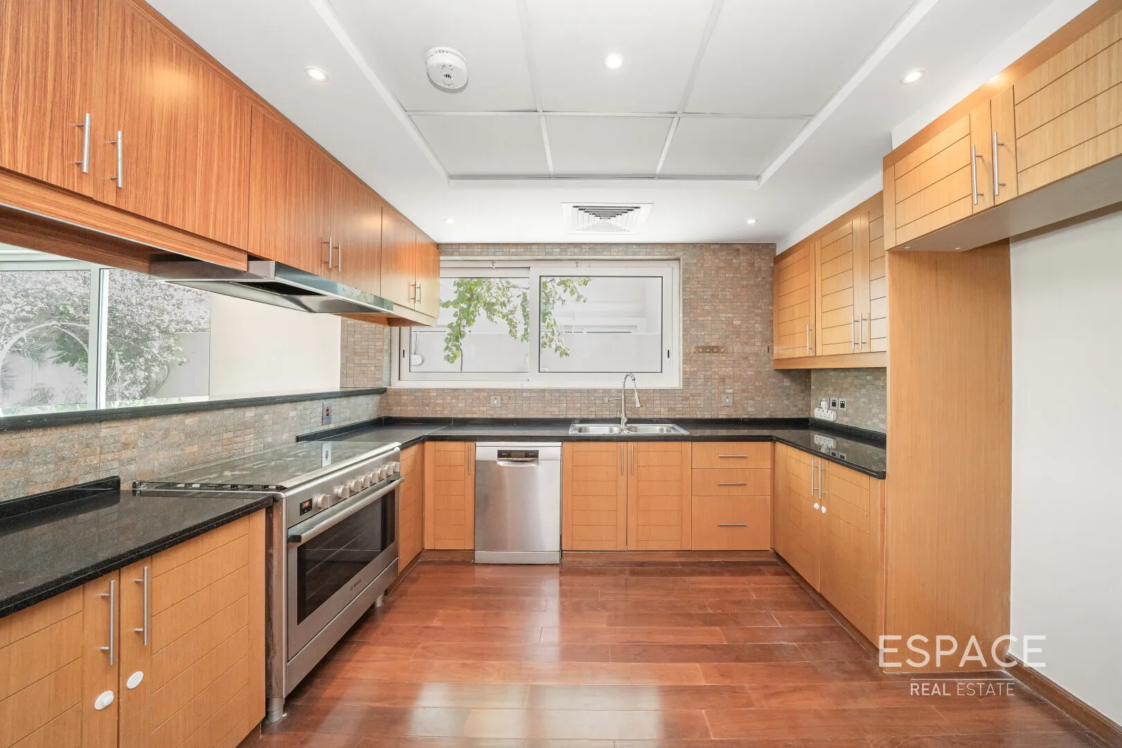 single static gallery