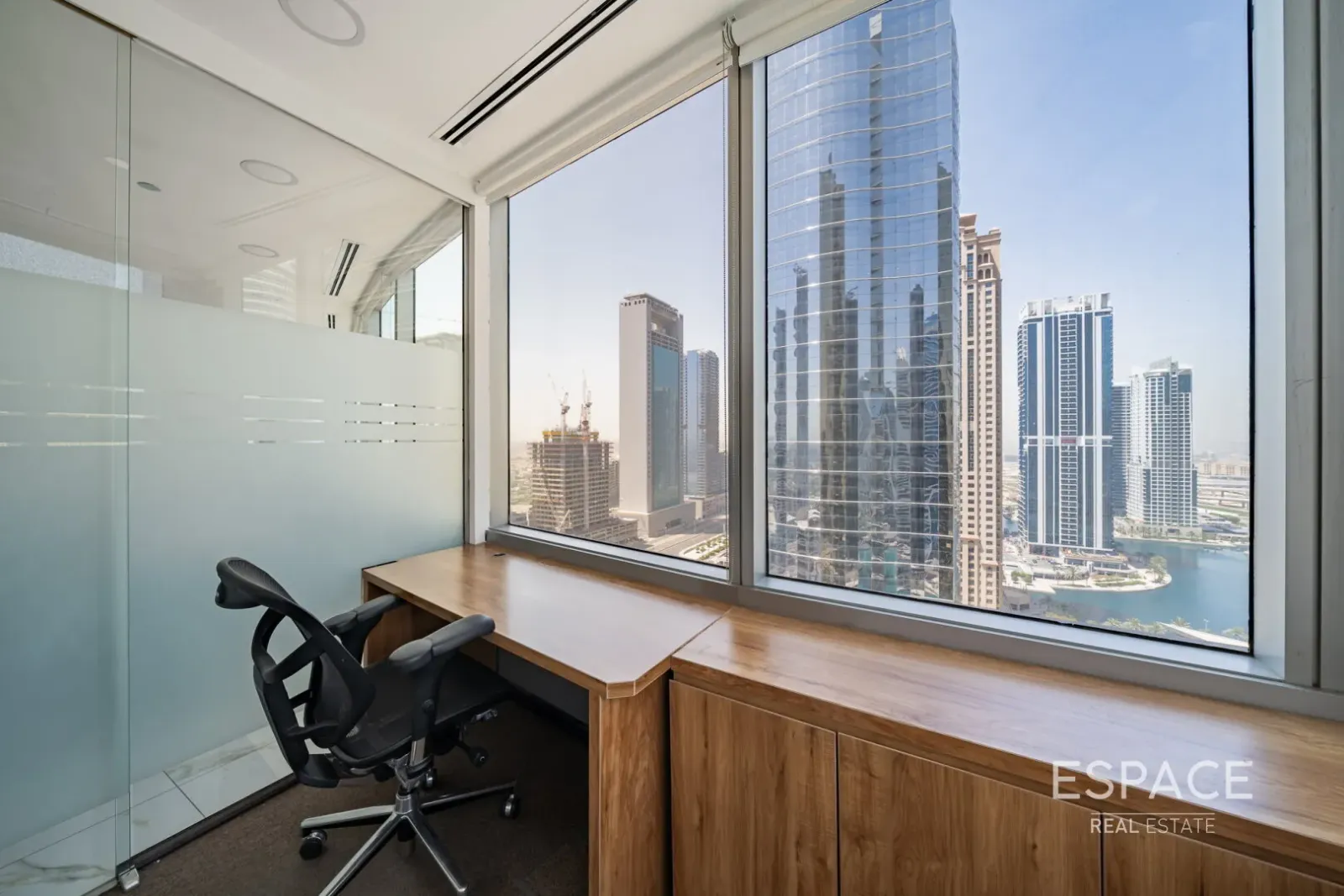 PropertiesGalleryCamera
