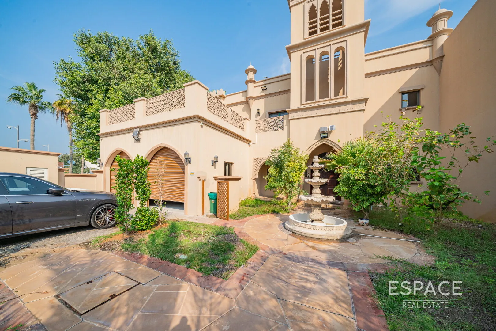 single static gallery