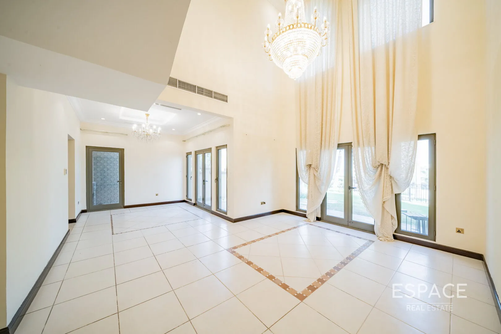 single static gallery