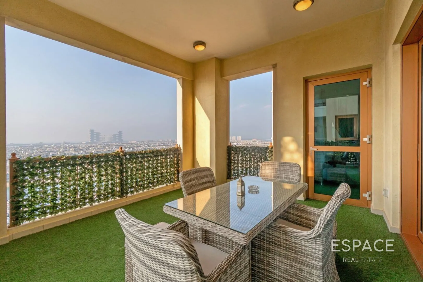 single static gallery