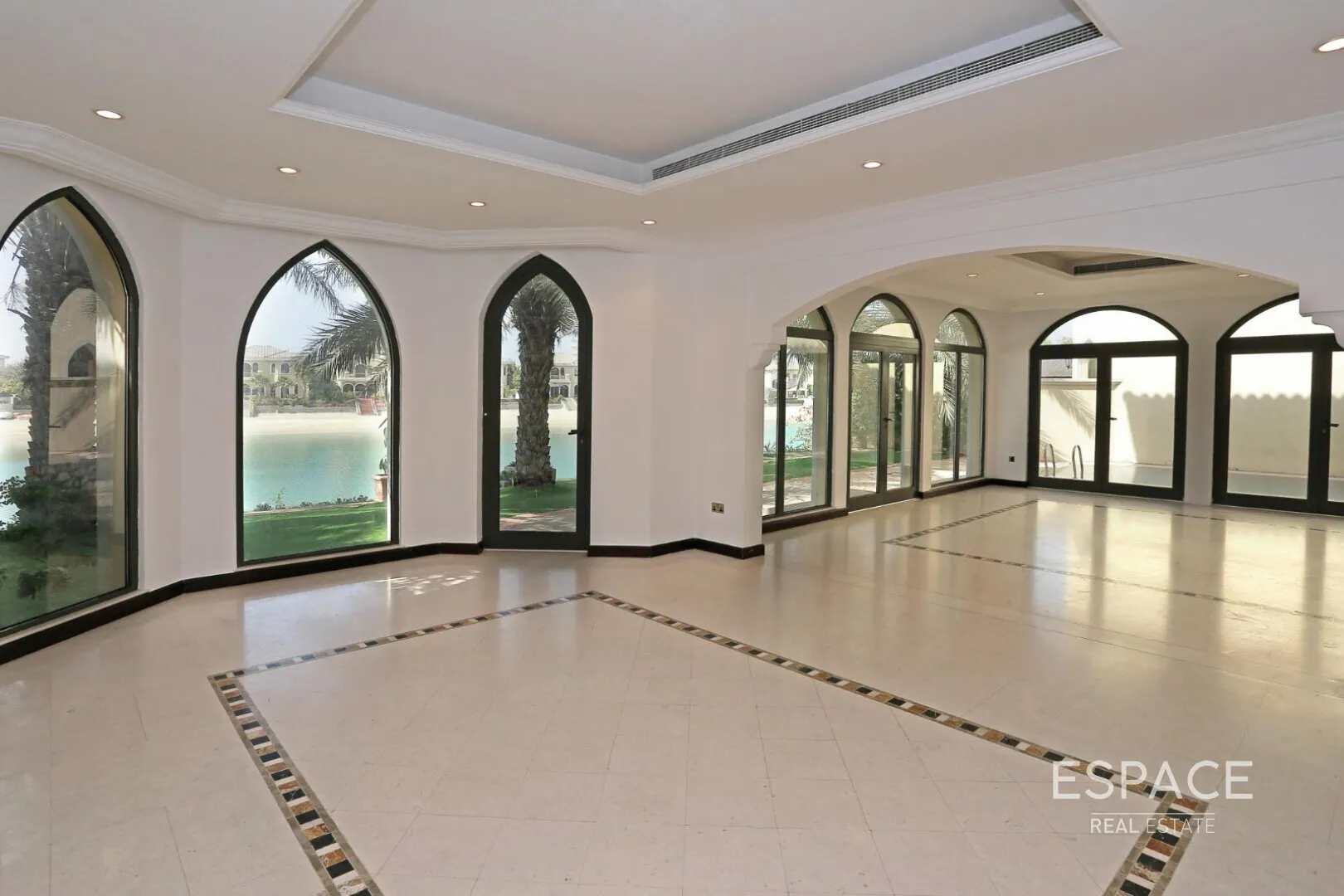 single static gallery