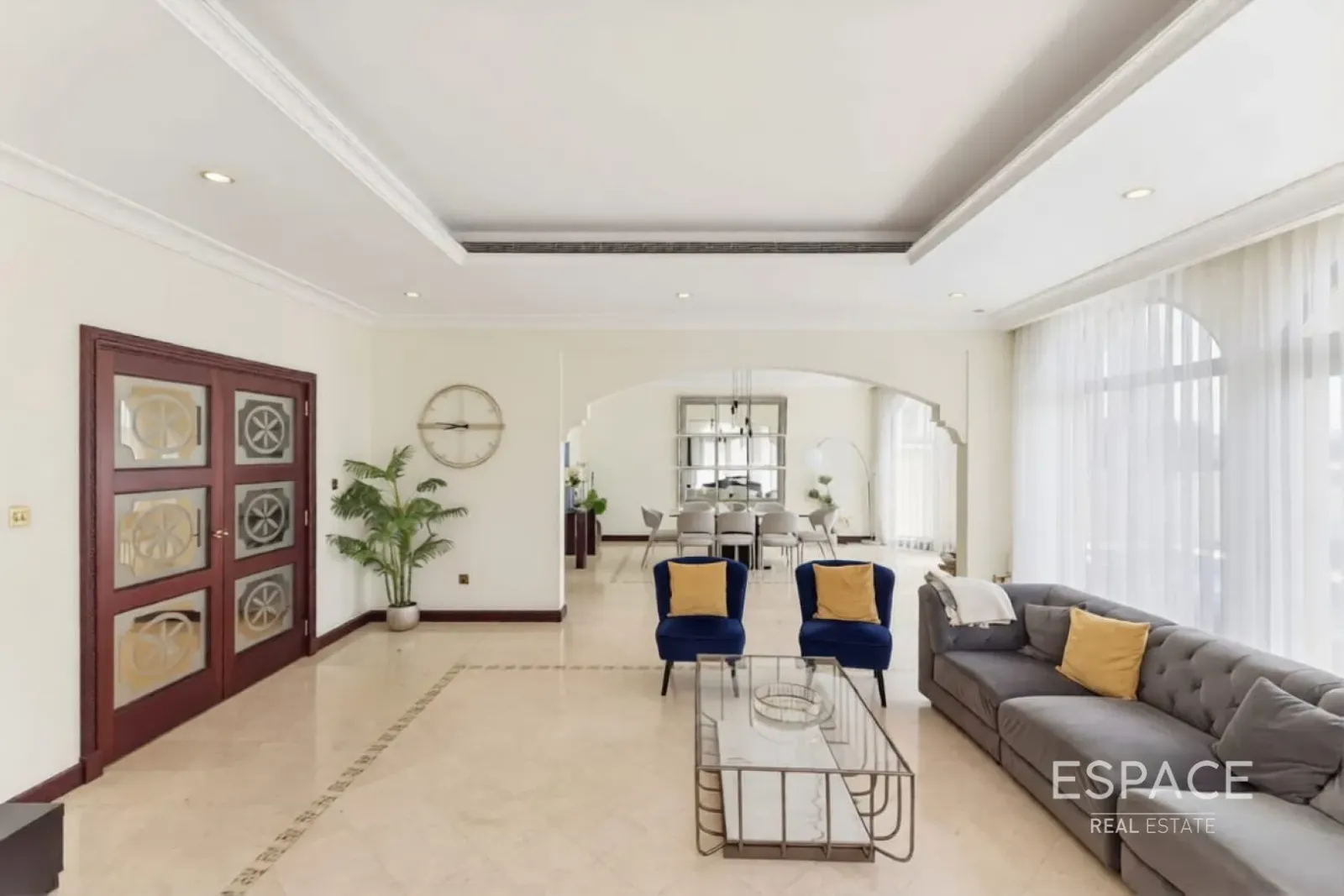 PropertiesGalleryCamera