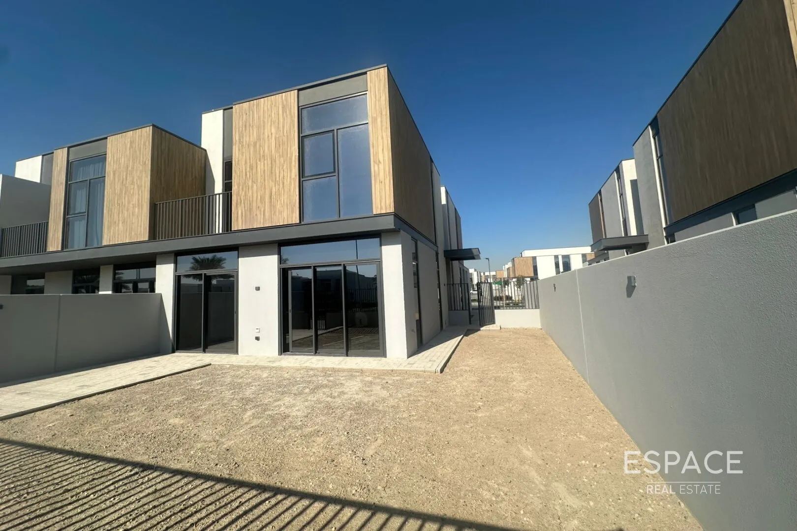 single static gallery