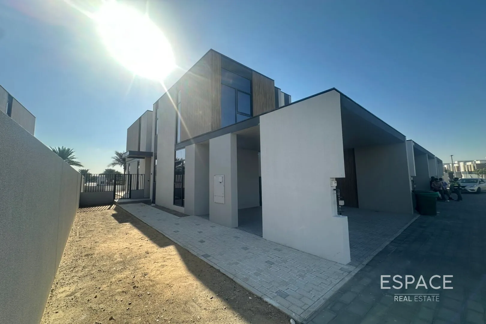 PropertiesGalleryCamera