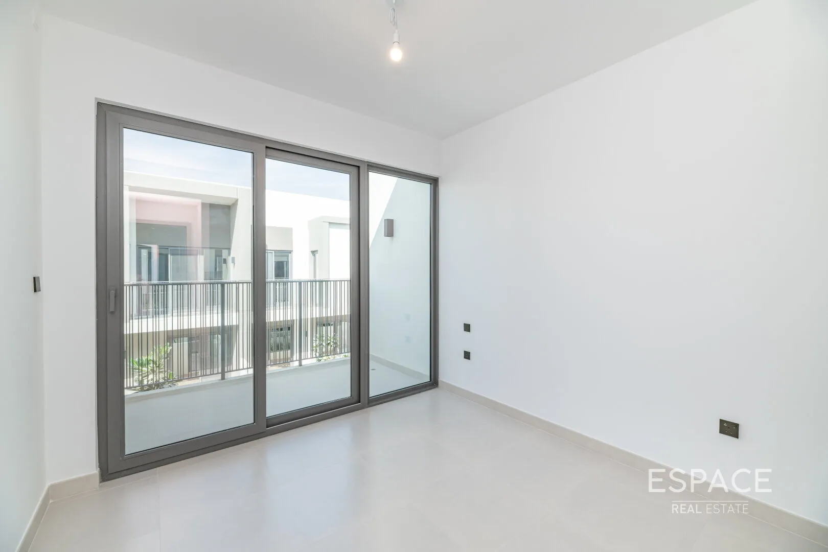 single static gallery