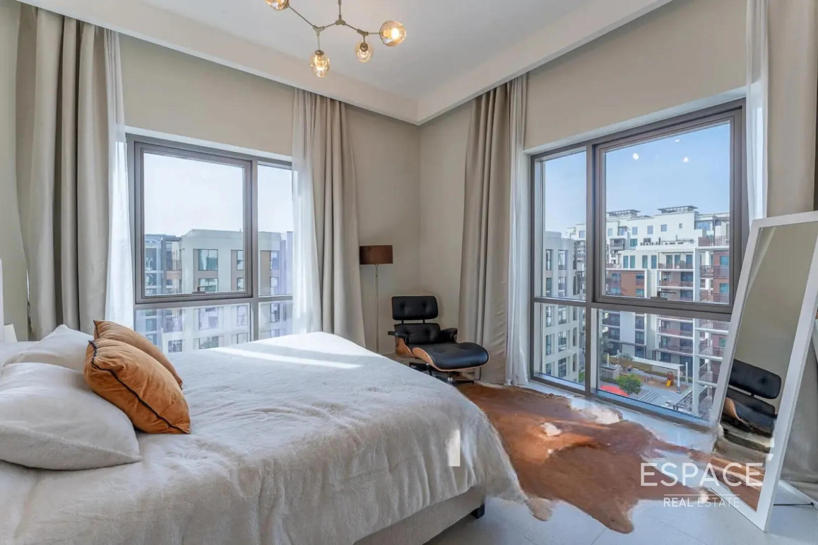 single static gallery