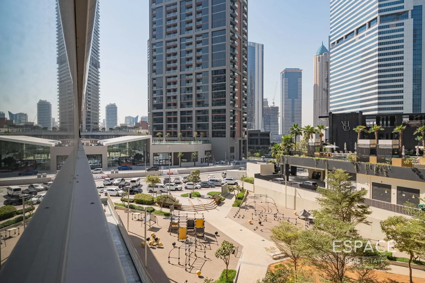 PropertiesGalleryCamera