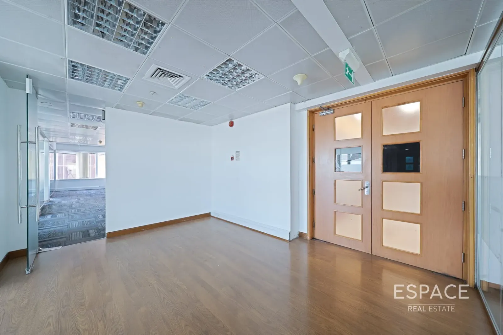 PropertiesGalleryCamera