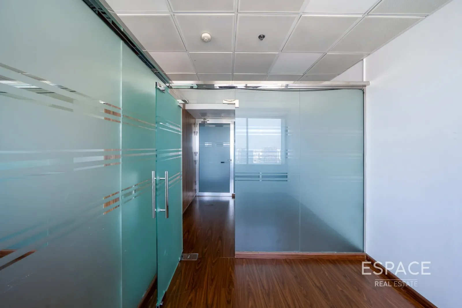 PropertiesGalleryCamera