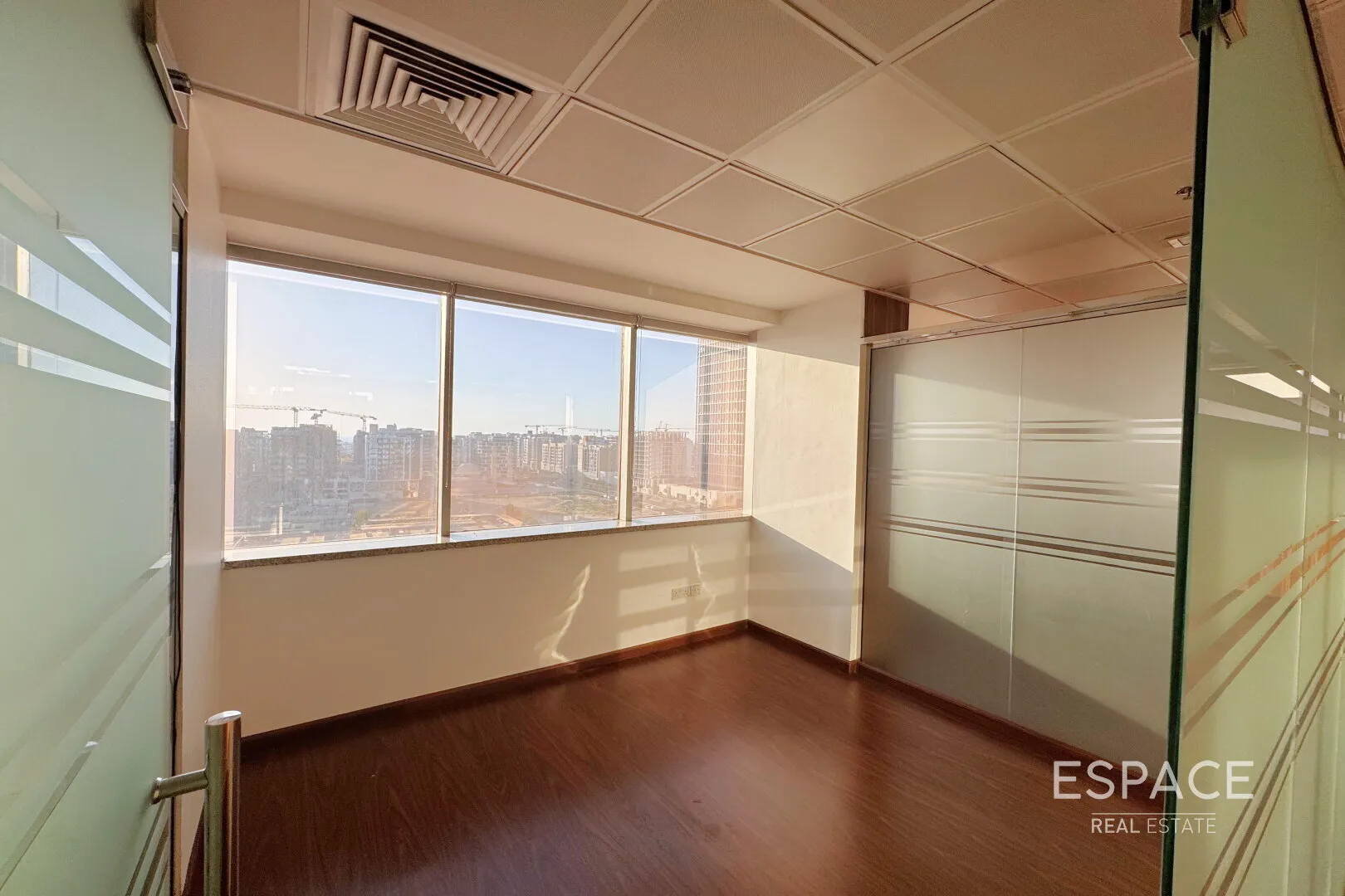 PropertiesGalleryCamera