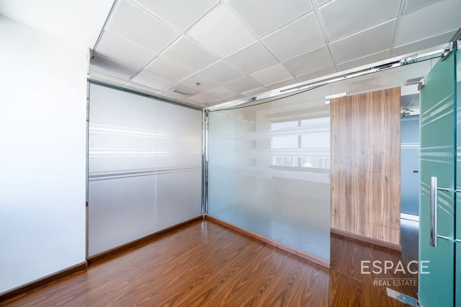 PropertiesGalleryCamera