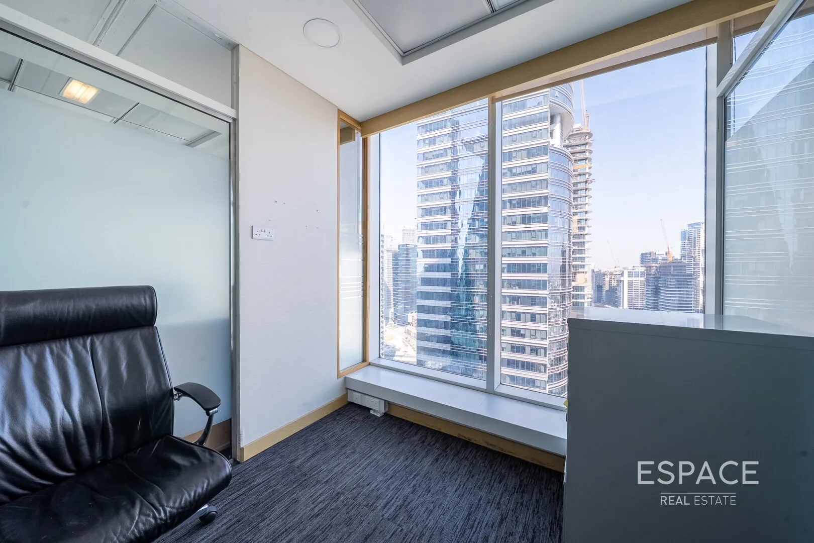 PropertiesGalleryCamera