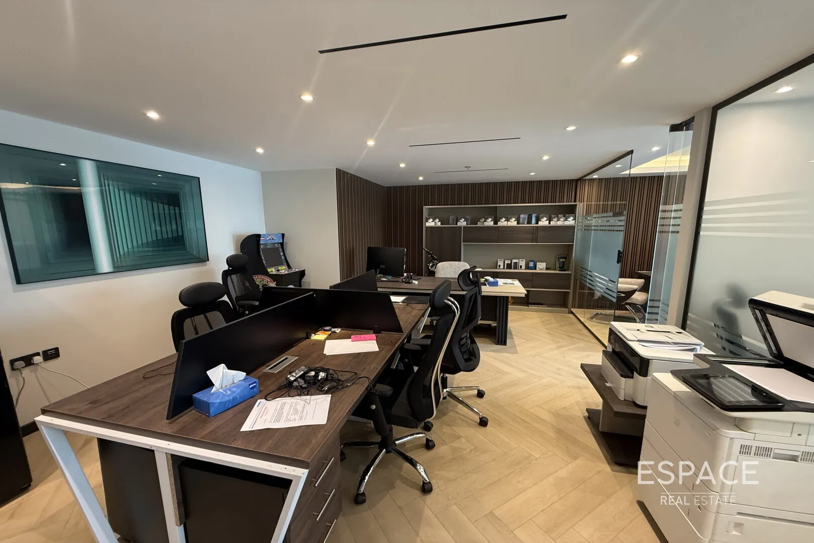 single static gallery