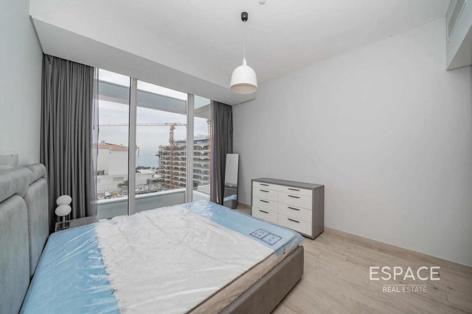 single static gallery