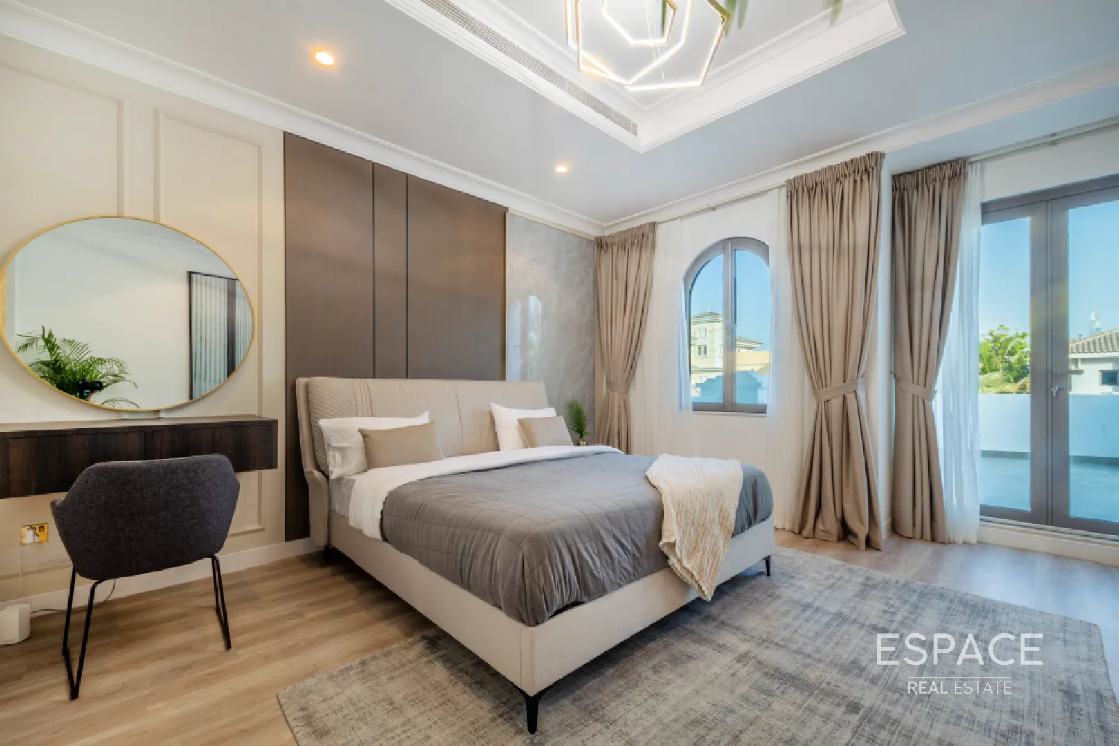 PropertiesGalleryCamera