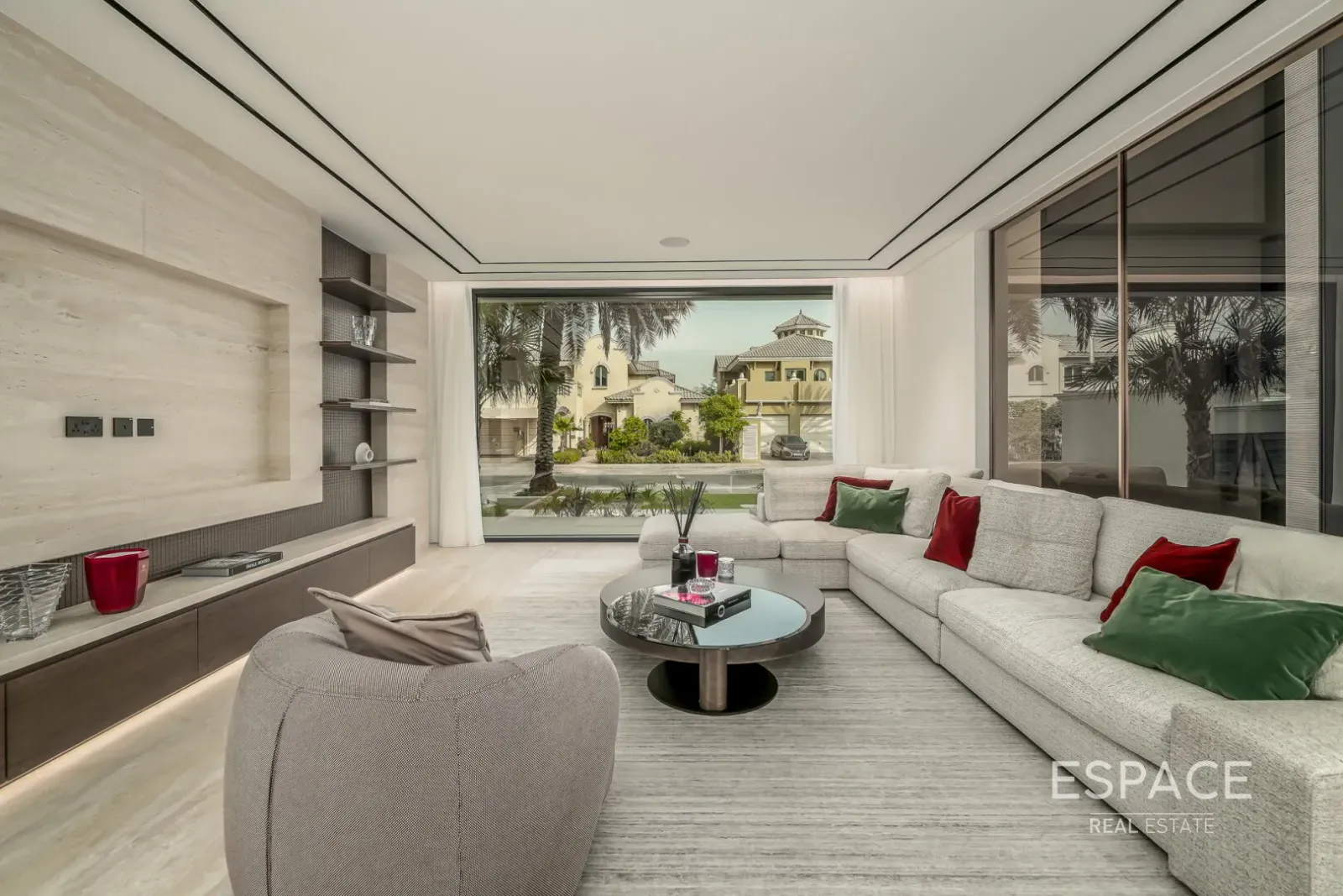 PropertiesGalleryCamera